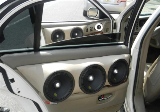 汽車(chē)?yán)? alt=