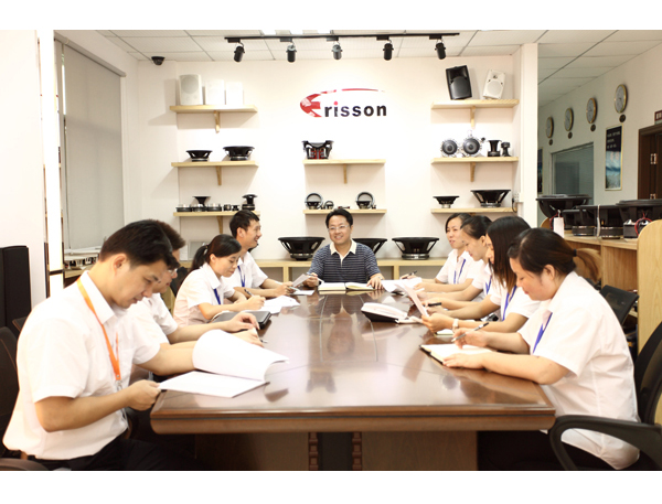 毅廷商討研發(fā)會(huì)議